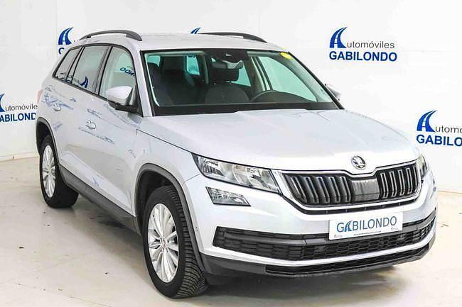 Usado Skoda Kodiaq Ambition 150 CV (110 kW) 2019 Gris SUV