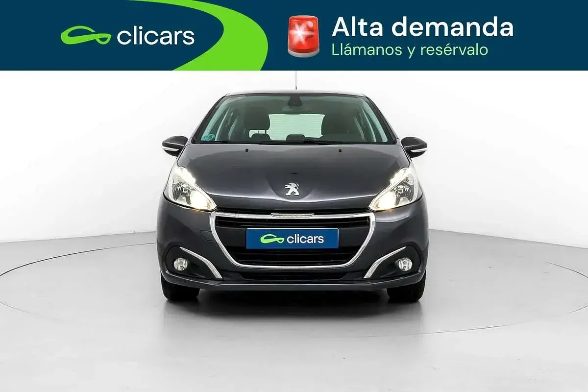 Usado Peugeot 208 Active 83 CV (61 kW) 2018 Gris Utilitario