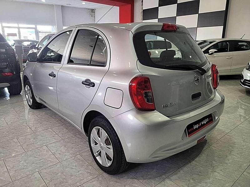 Usado Nissan Micra Acenta 80 CV (58 kW) 2016 Plateado Utilitario