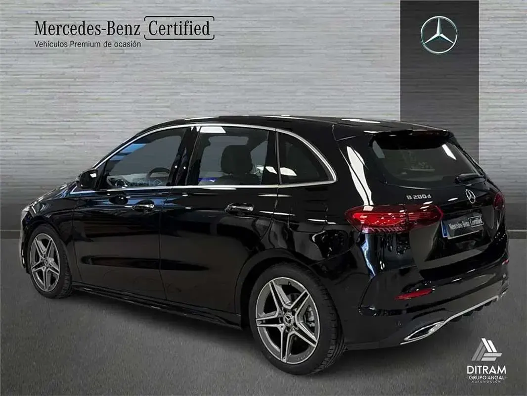 Usado Mercedes B200 150 CV (110 kW) 2024 Monovolumen