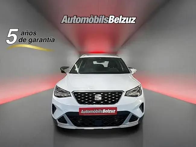 Usado Seat Arona Xperience 116 CV (85 kW) 2025 Blanco SUV