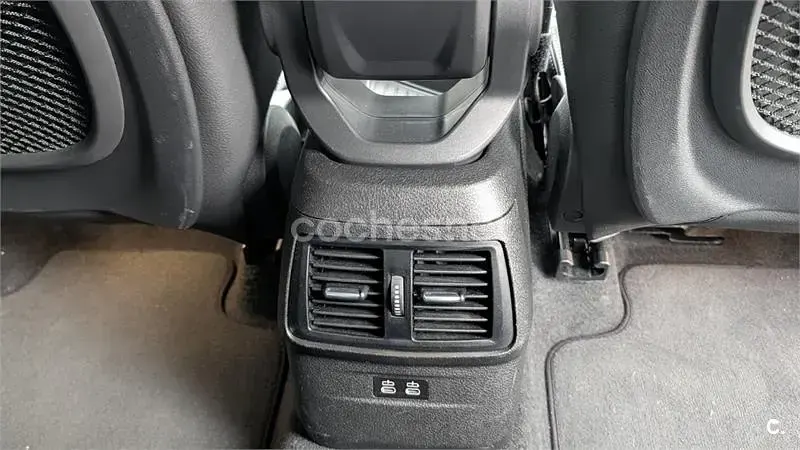 Usado BMW 225 Active Tourer iPerformance 224 CV (164 kW) 2019 Gris / plata Monovolumen