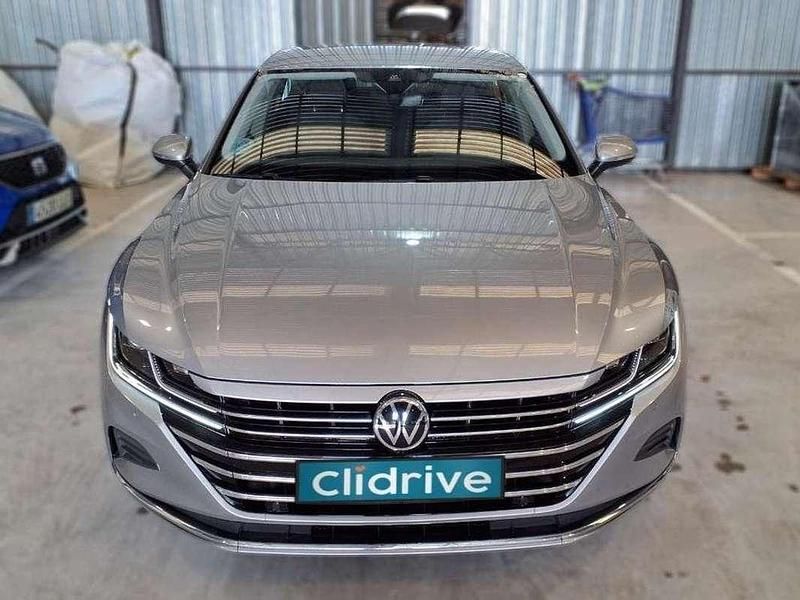 Usado VW Arteon Elegance 150 CV (110 kW) 2022 Gris Coupe