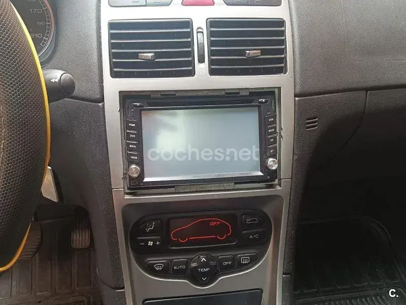 Usado Peugeot 307 110 HP (80 kW) 2002 Amarelo Carrinha