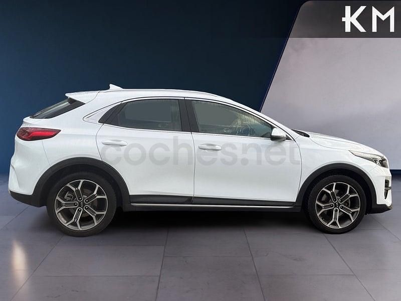 Usado Kia XCeed 136 CV (100 kW) 2021 Blanco SUV