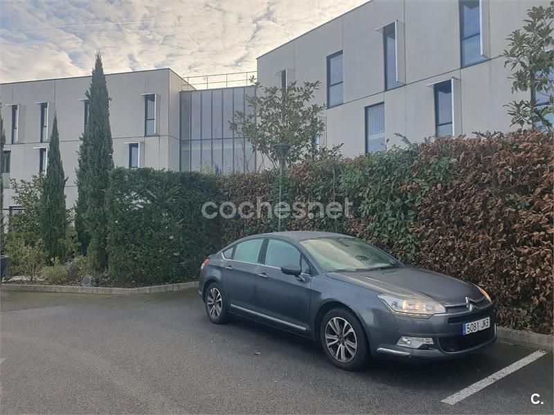 Usado Citroën C5 Shine 150 CV (110 kW) 2015 Gris / plata Berlina