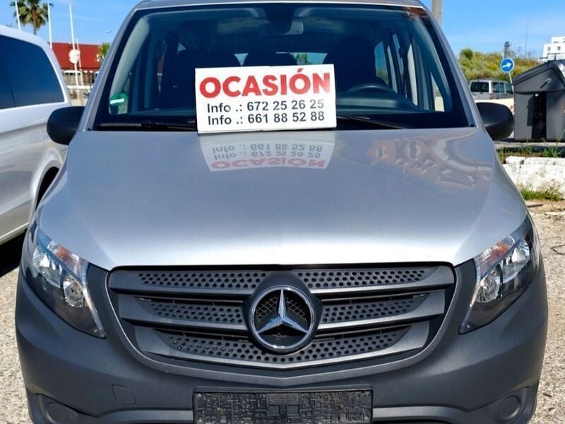 Usado Mercedes Vito 136 CV (100 kW) 2021 Gris Van