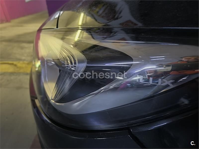 Usado Opel Astra Excellence 150 CV (110 kW) 2016 Negro Familiar