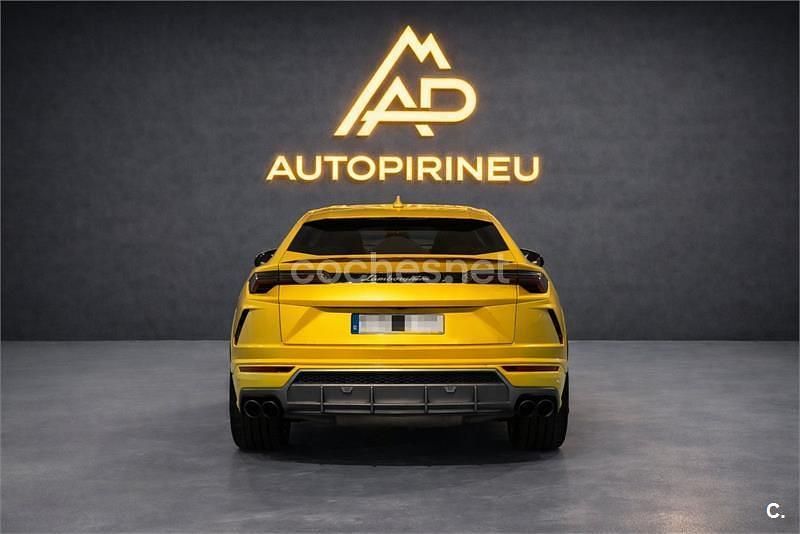 Usado Lamborghini Urus 666 CV (489 kW) 2023 Amarillo SUV
