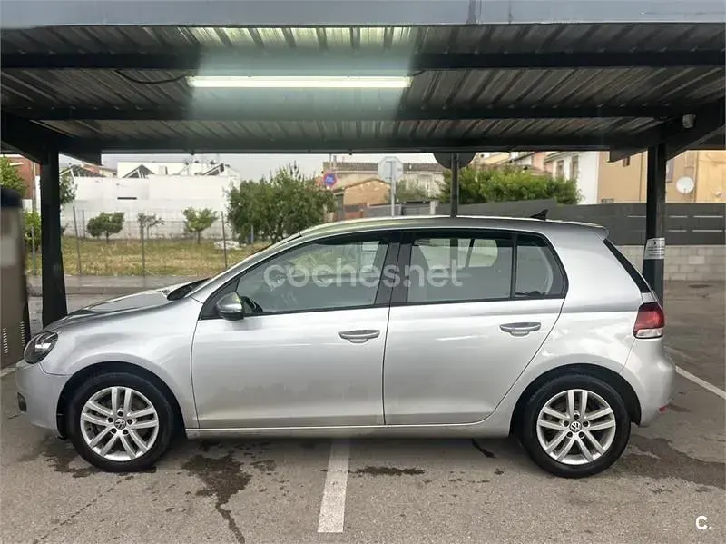 Usado VW Golf VI GT 140 CV (102 kW) 2008 Gris / plata Utilitario