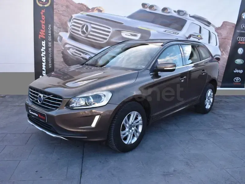 Käytetty Volvo XC60 Momentum 181 HP (133 kW) 2014 Ruskea Katumaasturi