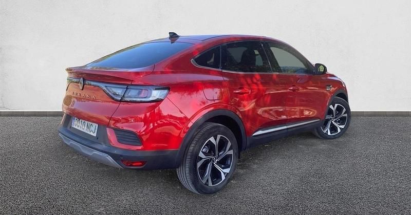 Uusi Renault Arkana Techno 145 HP (106 kW) 2025 Katumaasturi