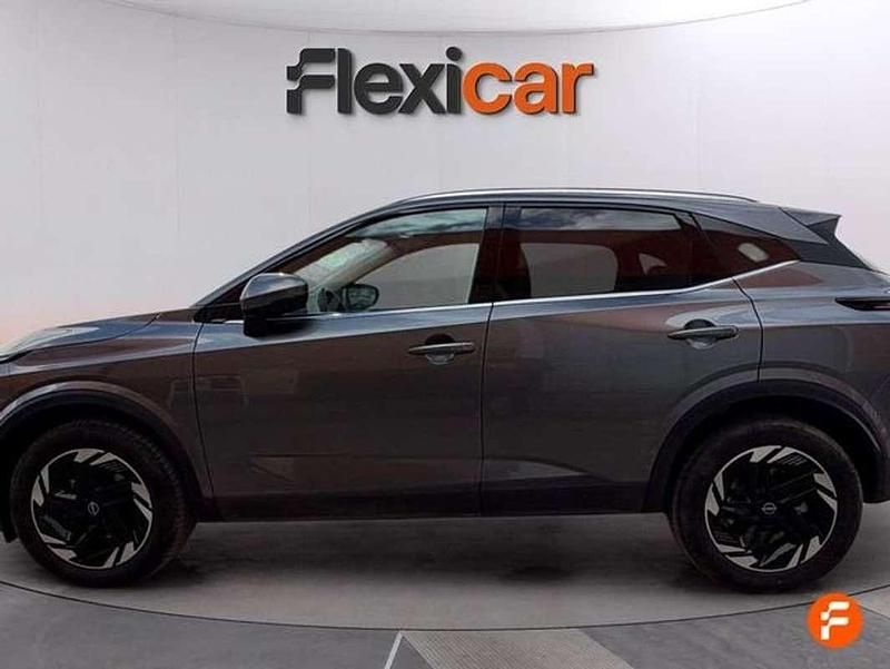 Usado Nissan Qashqai N-Connecta 140 CV (102 kW) 2025 Gris SUV