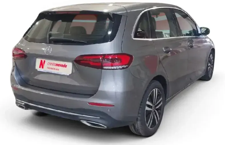 Usado Mercedes B180 116 CV (85 kW) 2021 Gris Utilitario