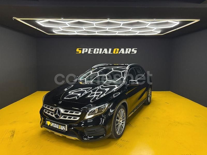 Negro Usado 2019 Mercedes GLA200 SUV | 25.990 € (Un poco caro) - Imagen 1/4