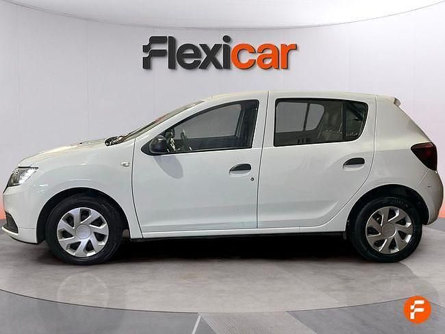 Usado Dacia Sandero Acces 73 CV (53 kW) 2019 Blanco Berlina