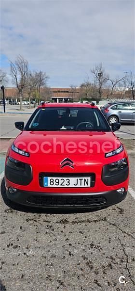 Usado Citroën C4 Feel 100 CV (73 kW) 2016 Rojo Berlina