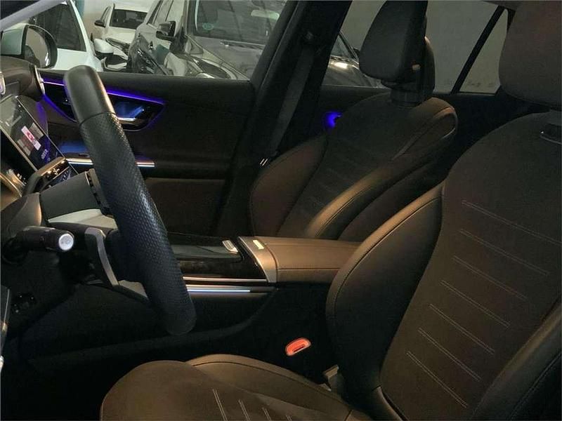 Usado Mercedes GLC220 197 HP (144 kW) 2025 SUV