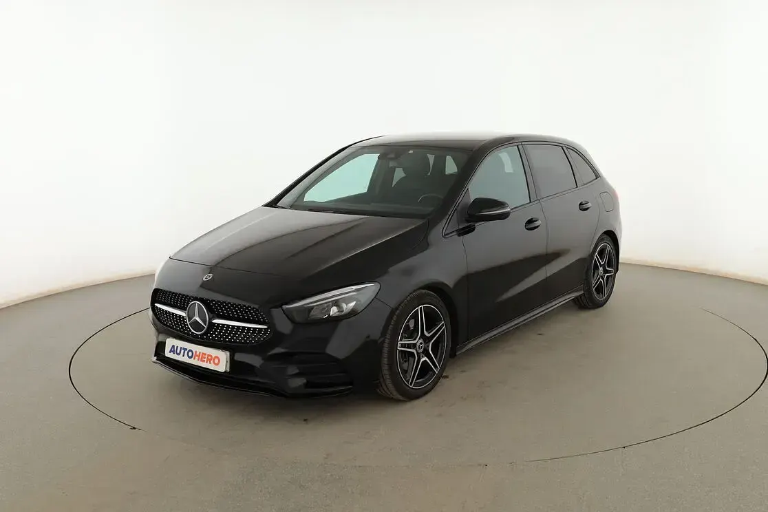 Usado Mercedes B180 AMG line 116 CV (85 kW) 2022 Utilitario