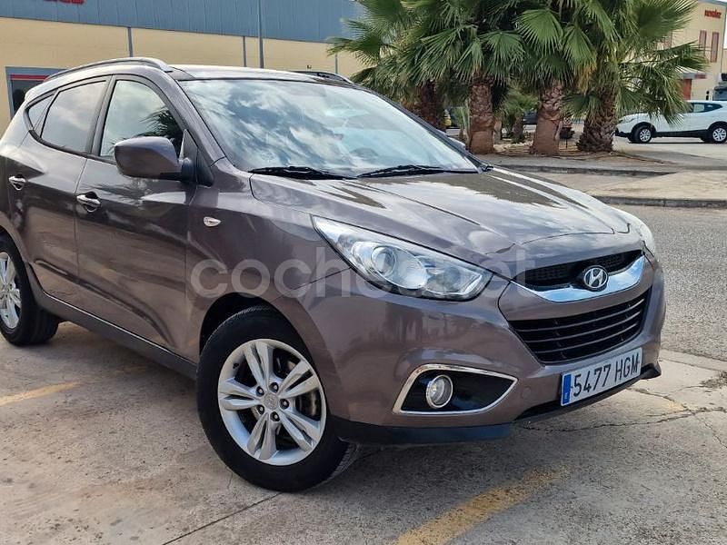 Marrón Usado 2011 Hyundai ix35 Comfort SUV | 6995 € (Un poco caro) - Imagen 1/4