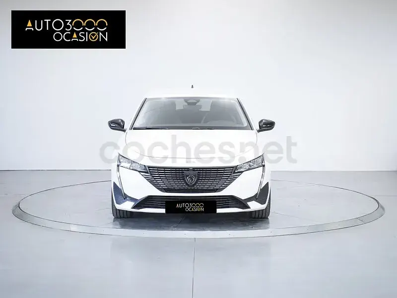 Usado Peugeot 308 Allure 130 CV (95 kW) 2022 Blanco Berlina