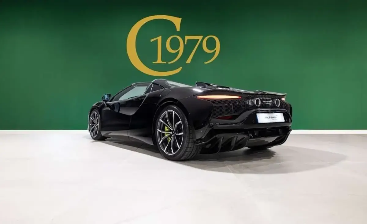 Nuevo McLaren Artura 700 CV (514 kW) 2025 Negro Descapotable