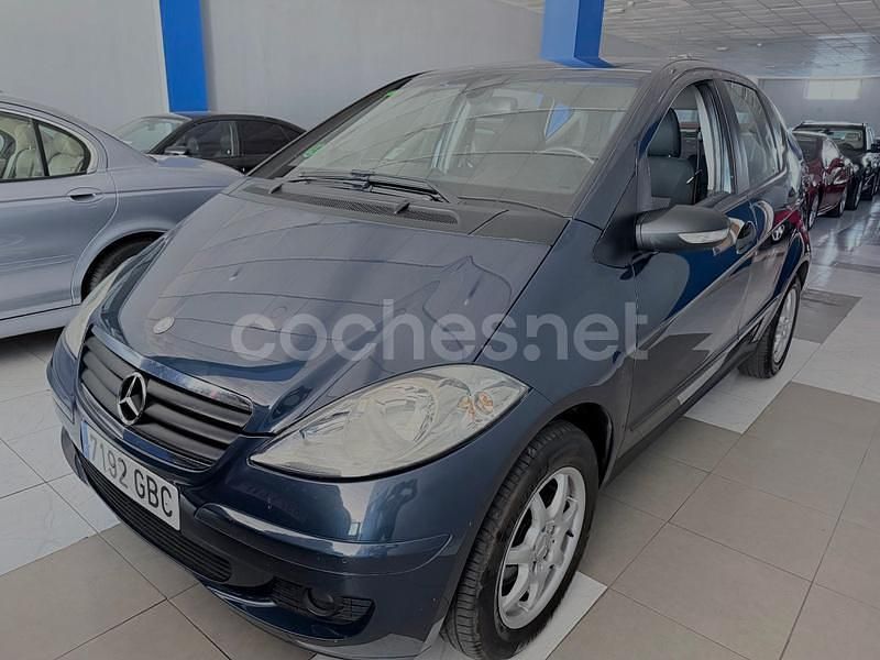 Azul Usado 2006 Mercedes A150 Classic Monovolumen | 4990 € (Precio justo) - Imagen 1/4