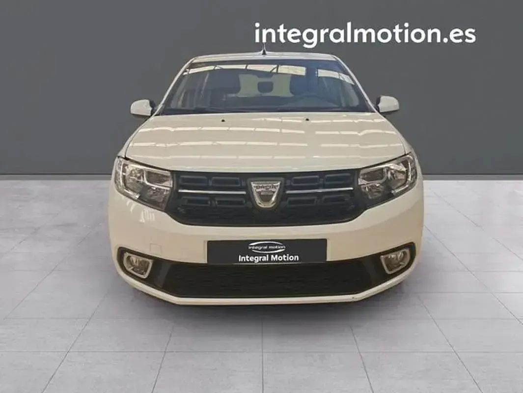 Usado Dacia Sandero Lauréate 75 CV (55 kW) 2019 Blanco Utilitario