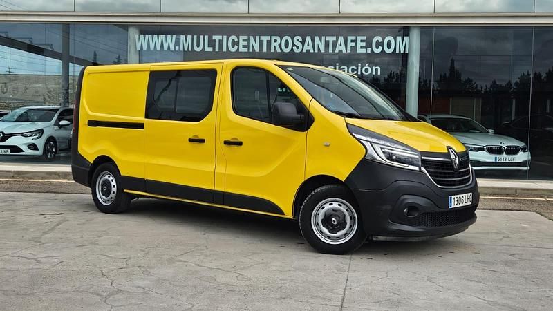 Usado Renault Trafic 95 CV (69 kW) 2020 Amarillo Monovolumen