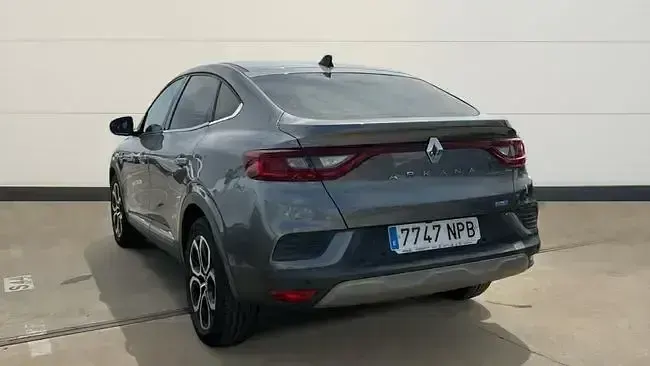 Usado Renault Arkana Intens 145 CV (106 kW) 2022 Gris SUV