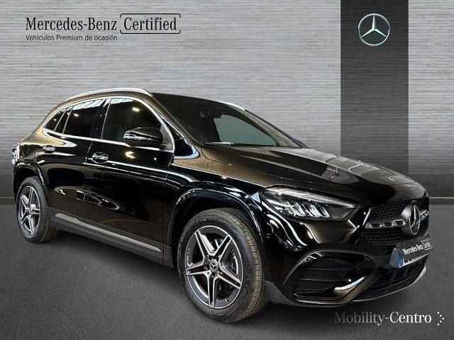 Usado Mercedes GLA250 218 CV (160 kW) 2025 Negro noche SUV