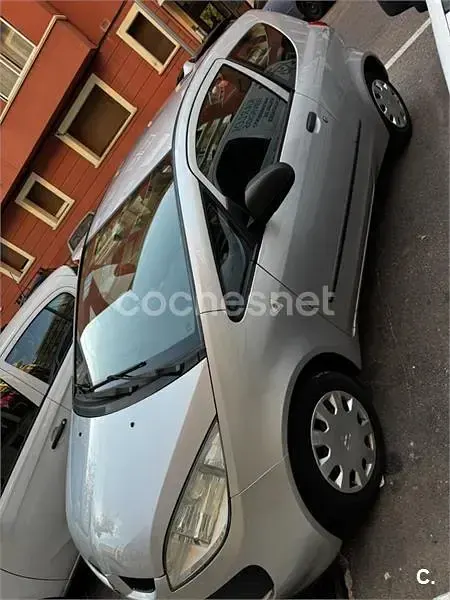 Usado Mitsubishi Colt Inform 75 CV (55 kW) 2005 Gris / plata Utilitario