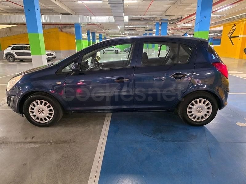 Usado Opel Corsa Essentia 85 CV (62 kW) 2011 Azul Utilitario
