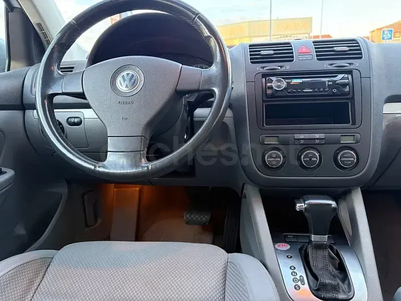 Usado VW Golf IV Sportline 150 CV (110 kW) 2004 Gris / plata Berlina