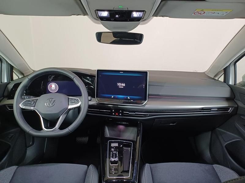 Usado VW Golf VIII Style 116 CV (85 kW) 2024 Blanco Familiar