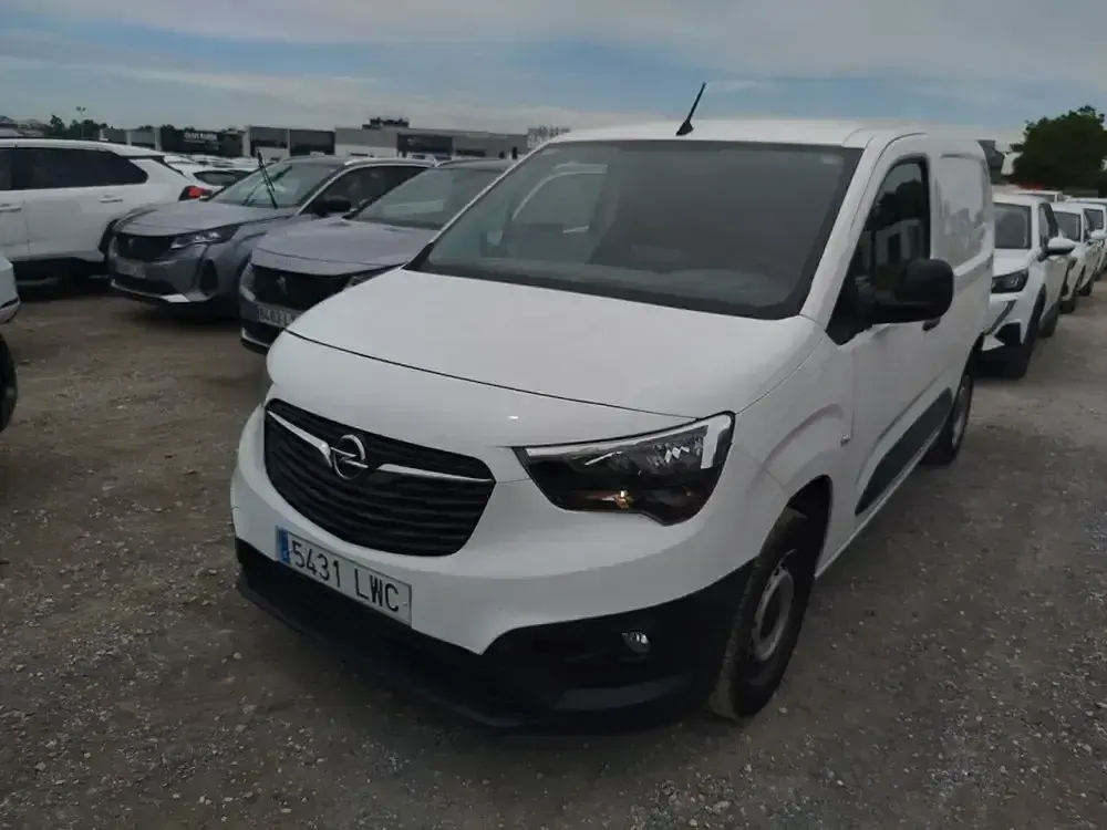 Usado Opel Combo 102 CV (75 kW) 2022 Blanco Monovolumen