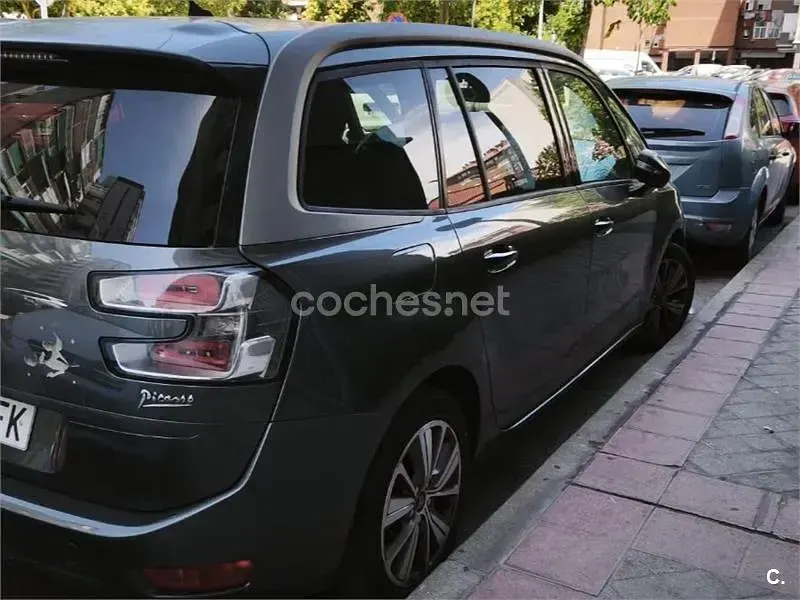 Usado Citroën Grand C4 Picasso Intensive 115 CV (84 kW) 2015 Negro Monovolumen