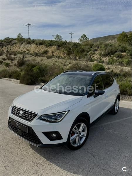 Usado Seat Arona FR 115 CV (84 kW) 2019 Blanco SUV