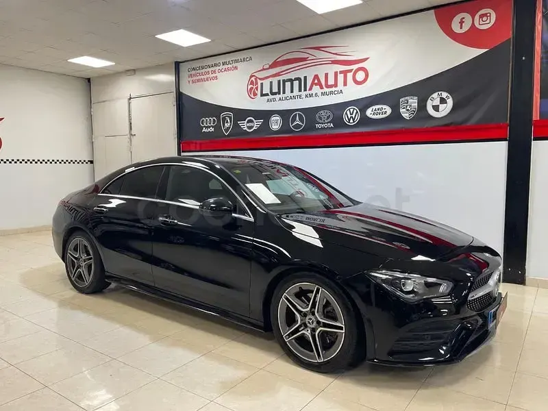 Usado Mercedes CLA200 150 CV (110 kW) 2021 Negro Berlina
