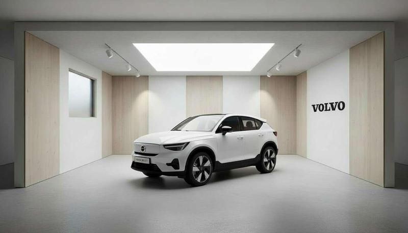 Usado Volvo EC40 Plus 175 kW (238 CV) 2024 Eléctrico SUV