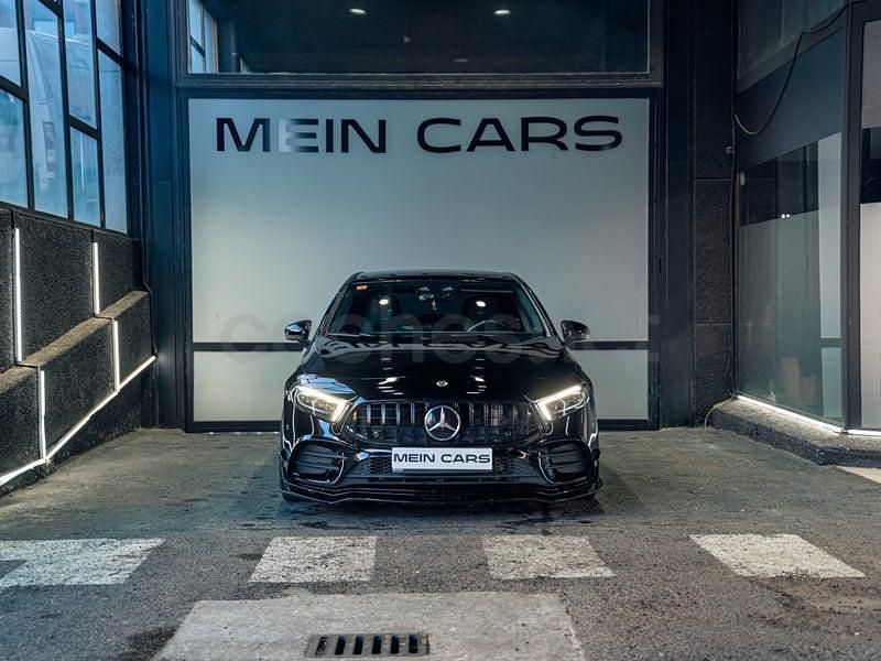 Usado Mercedes A250 AMG line 224 CV (164 kW) 2019 Negro Berlina