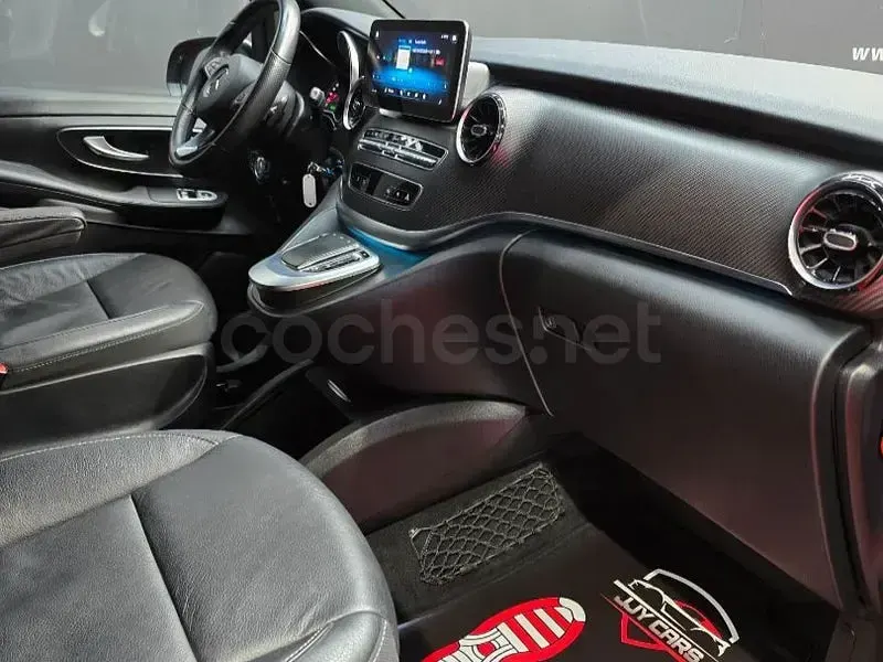 Usado Mercedes V300 Avantgarde 239 CV (175 kW) 2021 Negro Monovolumen