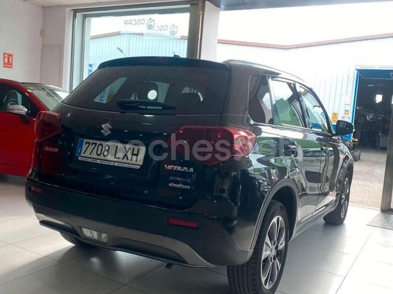 Usado Suzuki Vitara GLX 116 CV (85 kW) 2022 Negro SUV