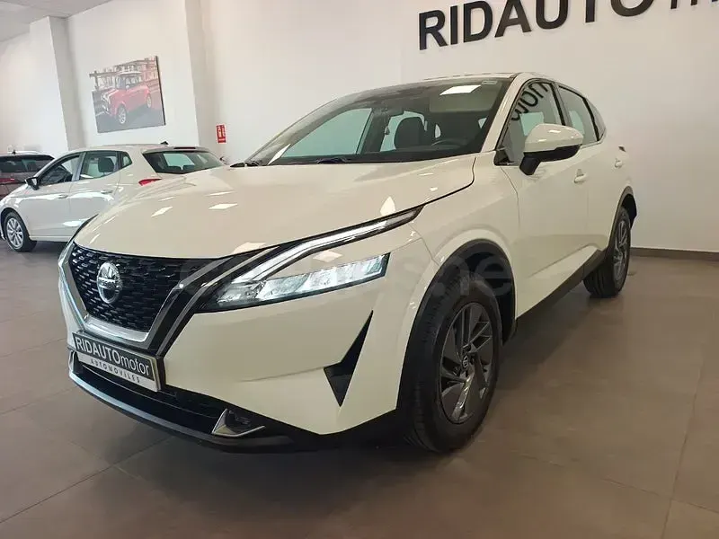 Usado Nissan Qashqai Acenta 140 CV (102 kW) 2022 Blanco SUV
