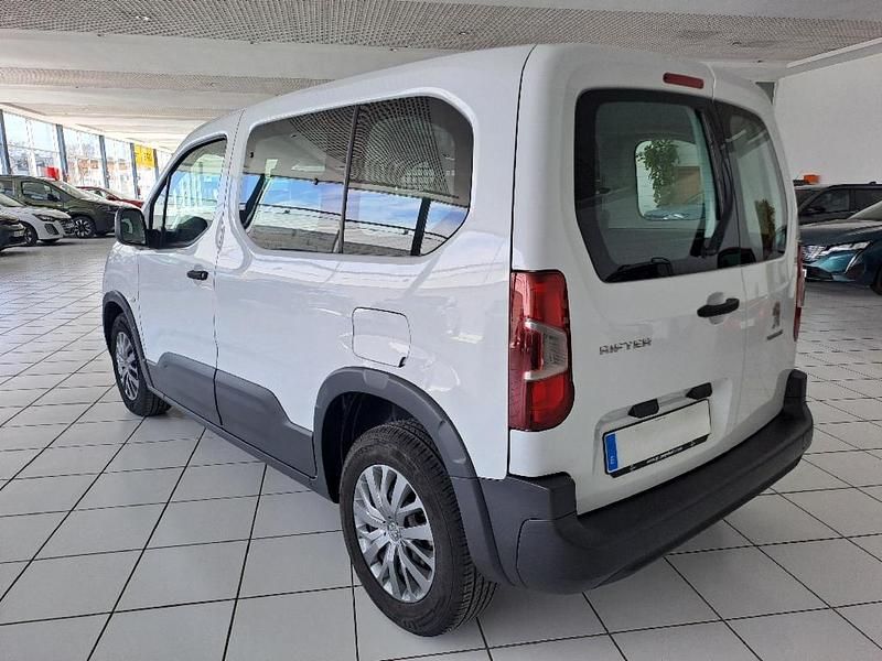 Usado Peugeot Rifter Active 100 CV (73 kW) 2023 Otro Monovolumen