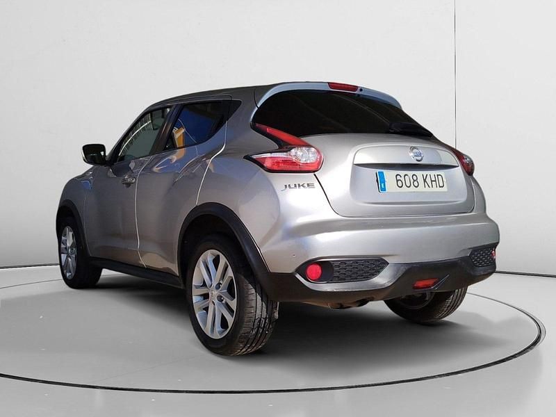 Usado Nissan Juke Acenta 116 CV (85 kW) 2017 Gris SUV