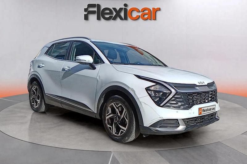 Usado Kia Sportage 136 CV (100 kW) 2023 Blanco SUV