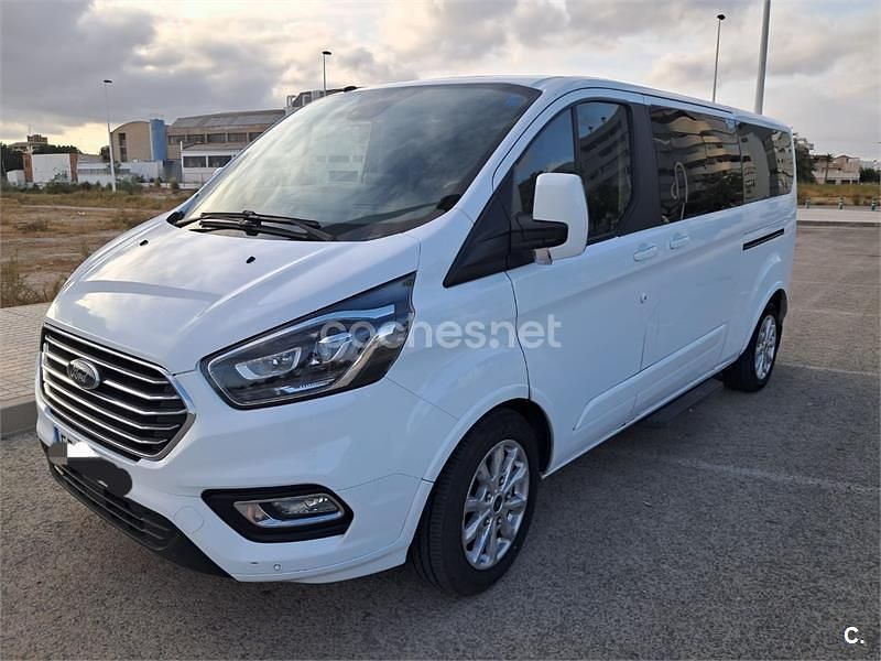 Blanco Usado 2018 Ford Tourneo Custom Titanium Van | 19.500 € - Imagen 1/4