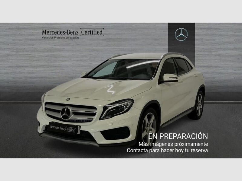 Blanco Usado 2018 Mercedes GLA200 SUV | 25.990 € (Caro) - Imagen 1/4