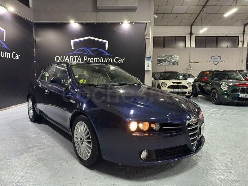 Usado Alfa Romeo 159 Distinctive 150 CV (110 kW) 2007 Azul Berlina